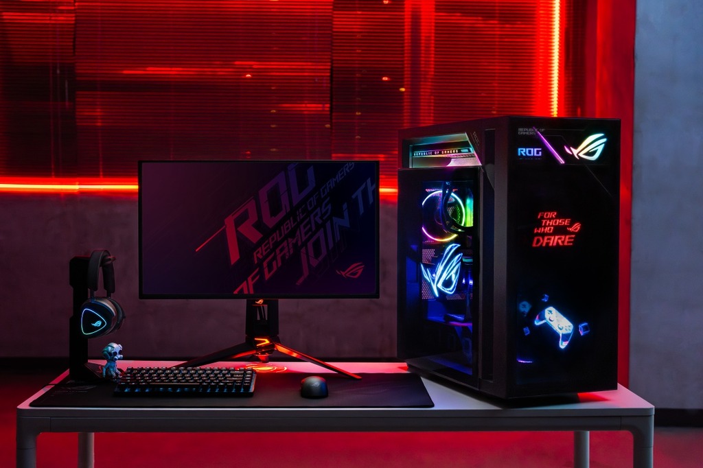 ROG G1000 作為全港最強的原裝廠機,身份尊貴,香港首批配額只有 18 部。