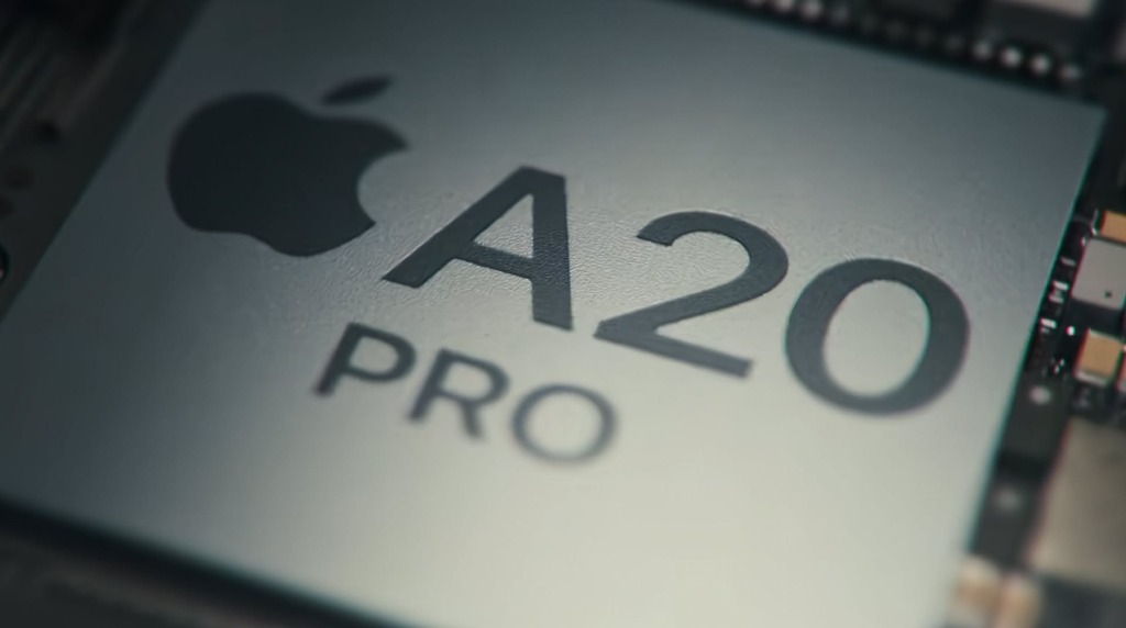 A20 Pro 處理器使用最新 2nm 製程,記憶體頻寬較 A19 Pro 增加 50%,內置六核心 CPU,以及全新的七核心 GPU;Apple 指 GPU 圖像處理效能最高較 A19 Pro 快 40%。