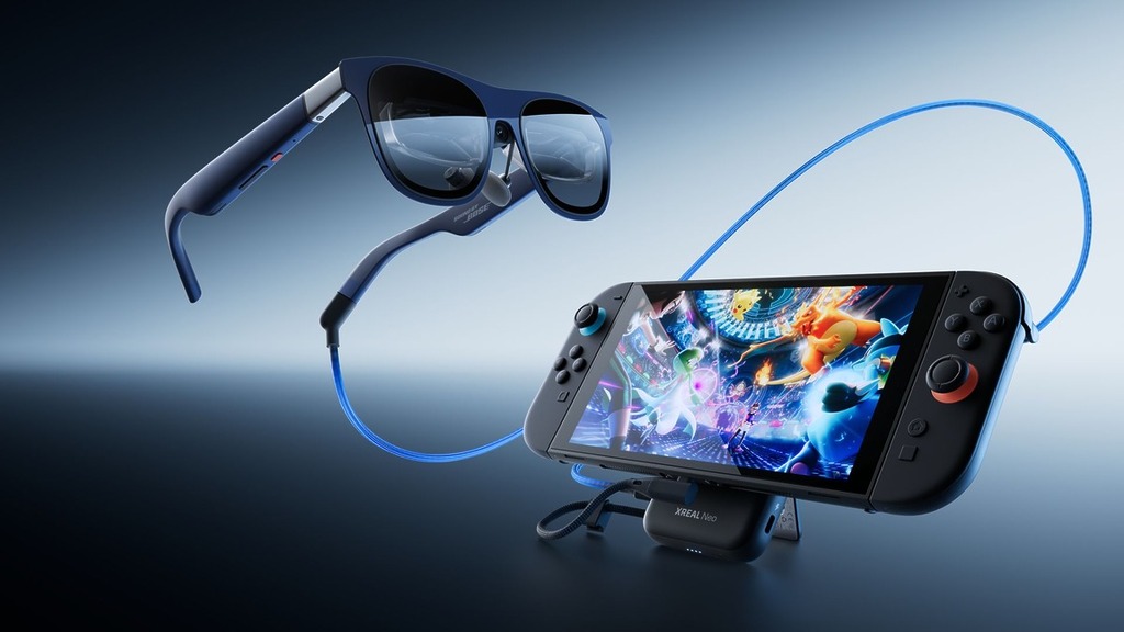 雖然虛擬屏幕、隨身影院等功能 Meta VR Glasses 與 AR 眼鏡有很多相似用法,不過兩者定位有明顯分別。