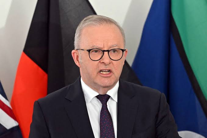 澳洲總理 Anthony Albanese 形容OpenAI 模型入侵澳洲政府系統「不可接受」,並當面要求 OpenAI CEO Sam Altman 交代。