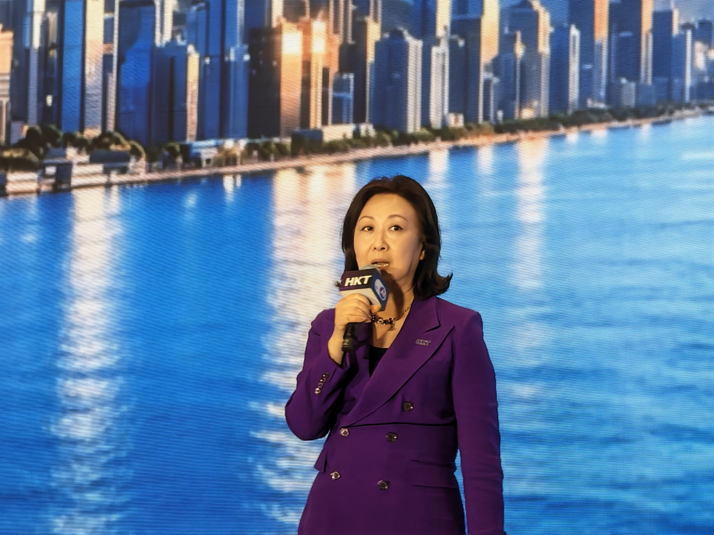 香港電訊集團董事總經理許漢卿帶出 HKT 積極轉型成為綜合數據及智能科技平台的主方向。
